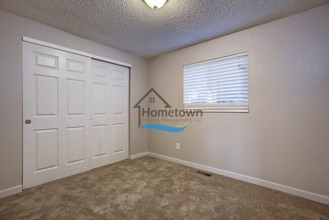 Building Photo - 2850 N Francis St