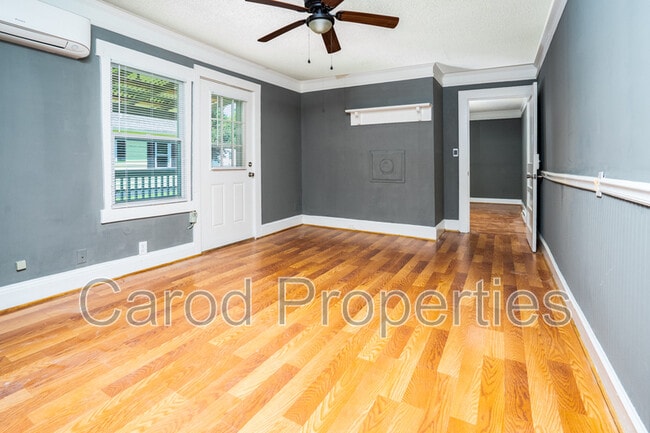 Building Photo - 136 Powder St SW