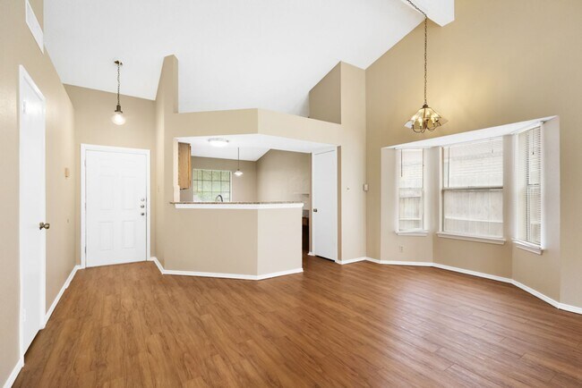 Building Photo - 8007 Forest Crossing