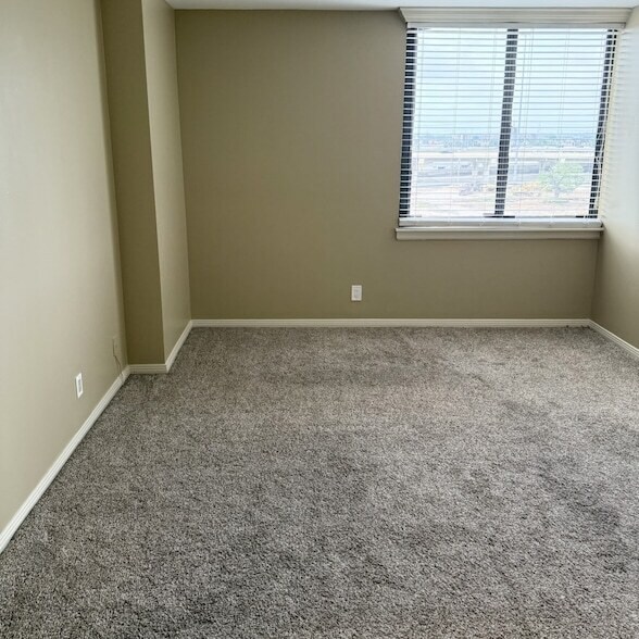 Building Photo - 3525 Sage Rd