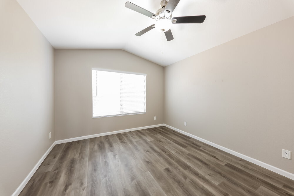 Building Photo - 3630 W Escuda Dr