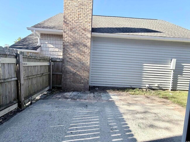 Building Photo - 6517 Valene Ct