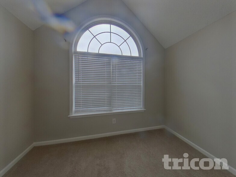 Building Photo - 11842 Registry Blvd