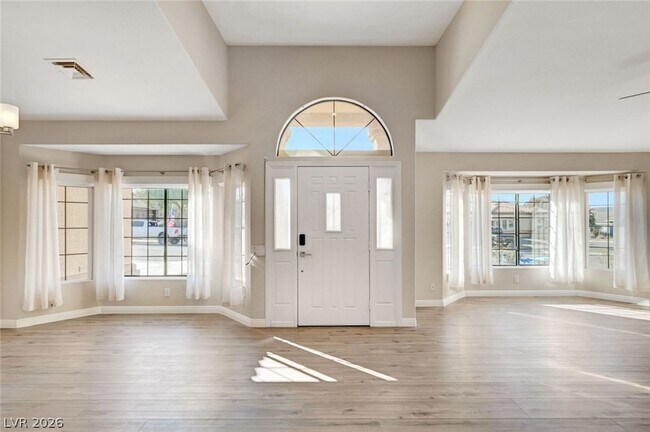 Building Photo - 904 Swift Bear St