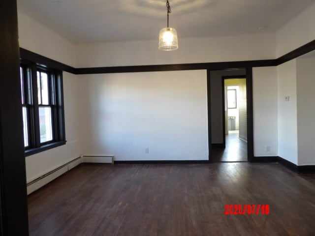 Building Photo - 317 S Chestnut St