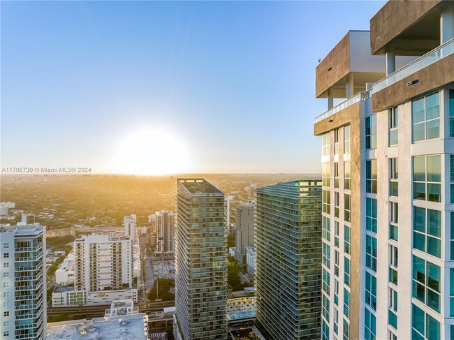 Building Photo - 1080 Brickell Ave