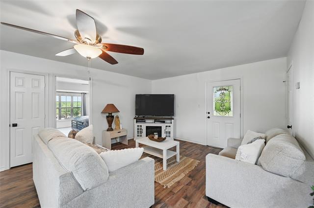 Building Photo - 430 Goliad Cir
