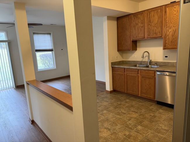 Building Photo - 2282 Flagstone Ln