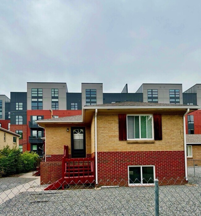 Primary Photo - Sunlit Bungalow in Denver’s University District!! Available Now!!