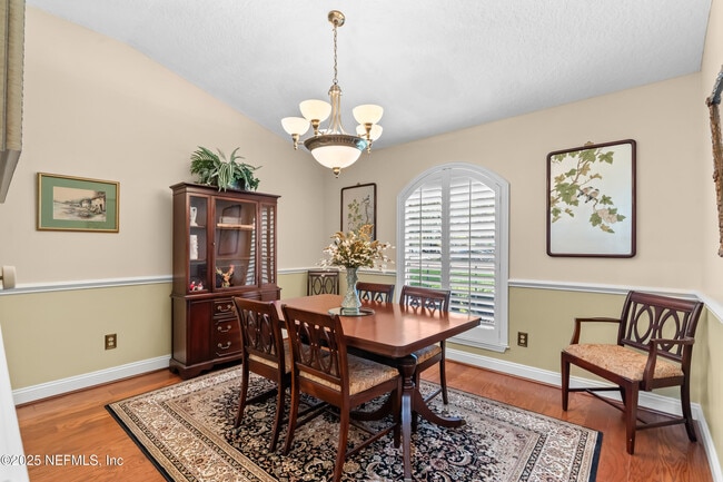Building Photo - 6656 Rivercrest Dr