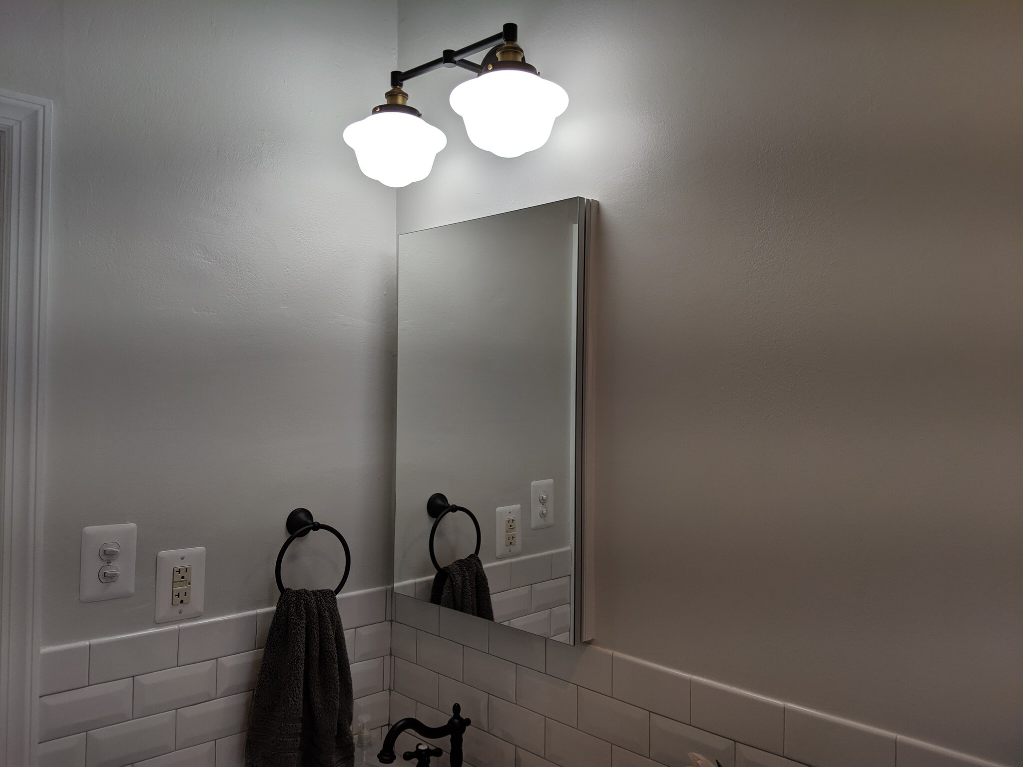 bathroom - 419 A St NE