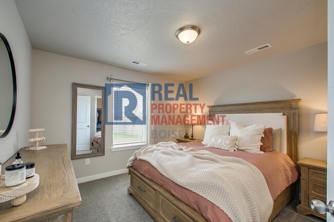 Building Photo - 12087 W Soapstone-