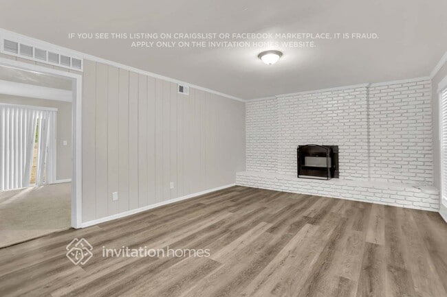 Building Photo - 3640 W Potomac Dr