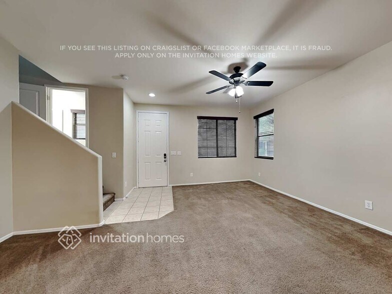 Building Photo - 3926 S Napa Ln