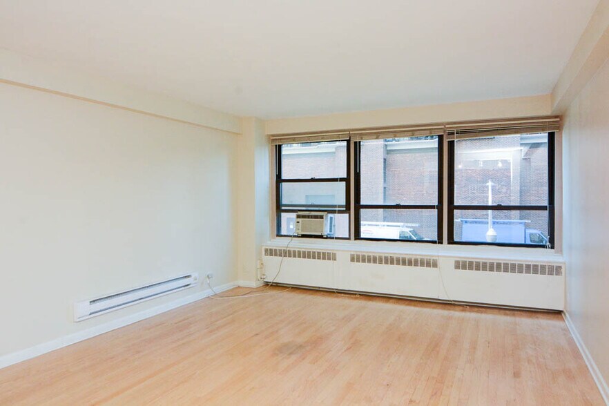 Building Photo - 4180 N Marine Dr