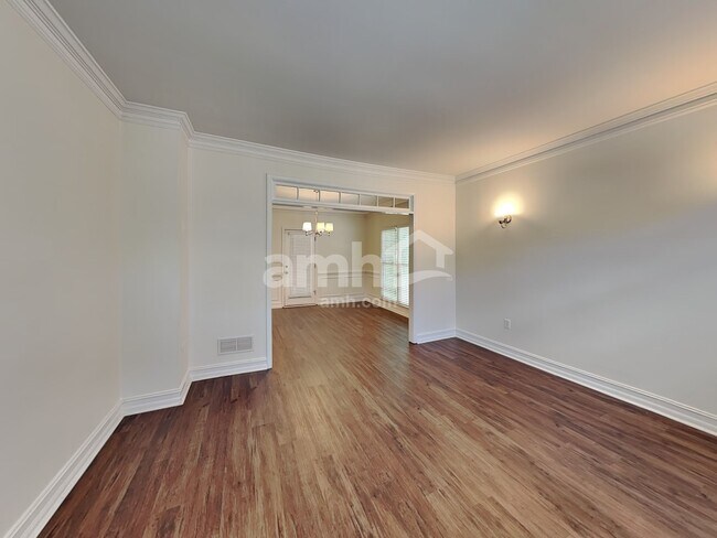 Building Photo - 4479 Cabinwood Turn