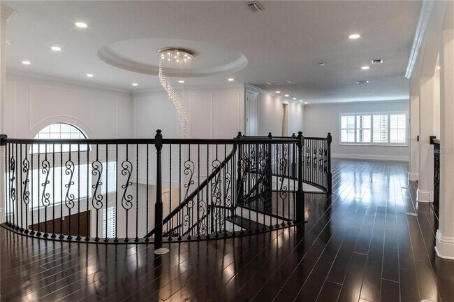 Building Photo - 13125 Casabella Dr