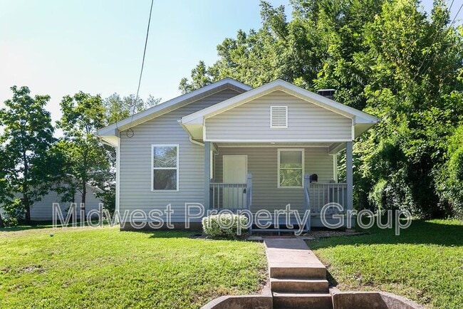 Building Photo - 510 W Cherry St