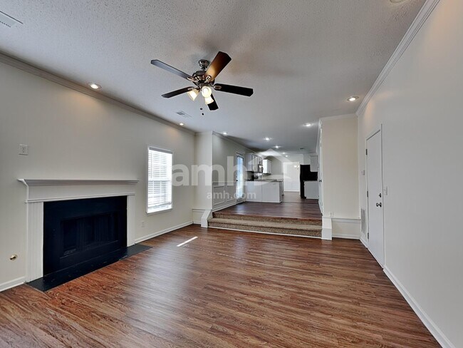 Building Photo - 3232 Spring Mesa Dr SW