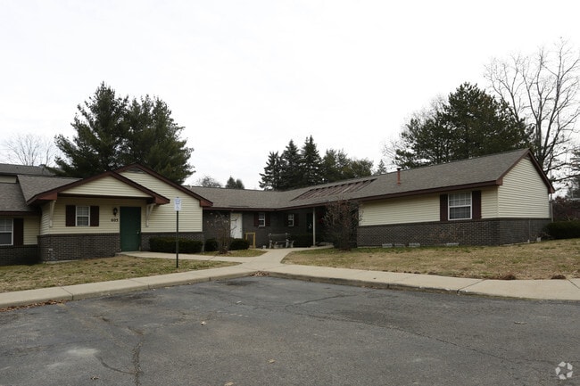 Building Photo - Bridgeport Apartments