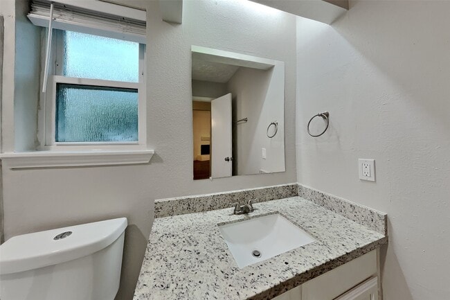 Building Photo - 2621 Elder Rd