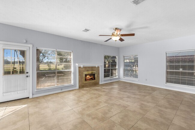 Building Photo - 4322 Palmer Plantation Dr