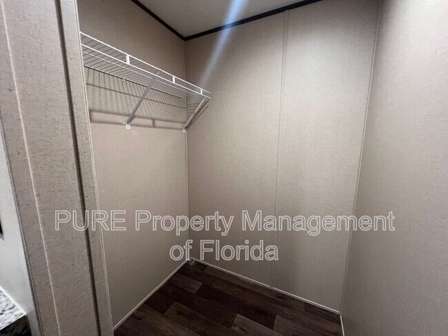 Building Photo - 16364 SE 57th St