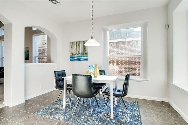 Building Photo - 10920 Worn Sole Dr