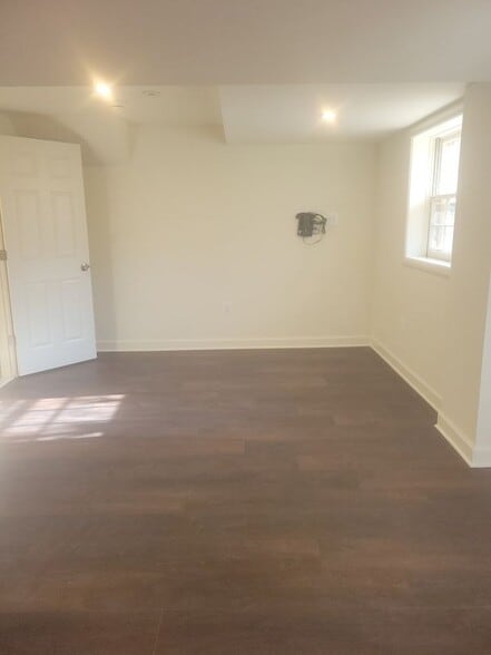 Building Photo - 14004 Zeigler Way