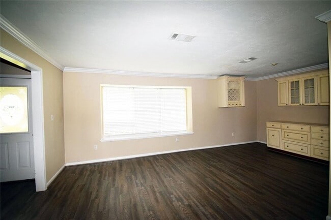 Building Photo - 1806 Cedarwood Ct