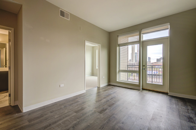 Floorplan - 851 West