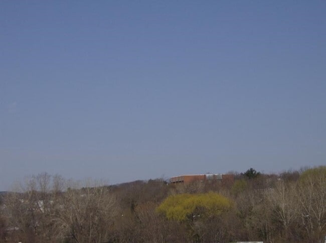 Building Photo - 151 Coolidge Ave