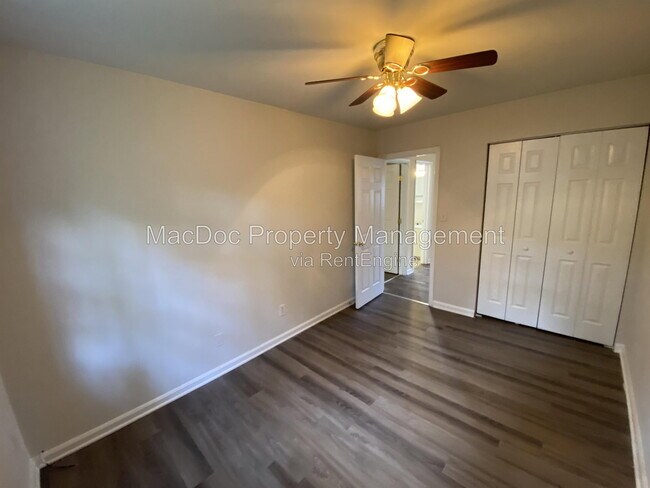 Building Photo - 130 Janney Ct