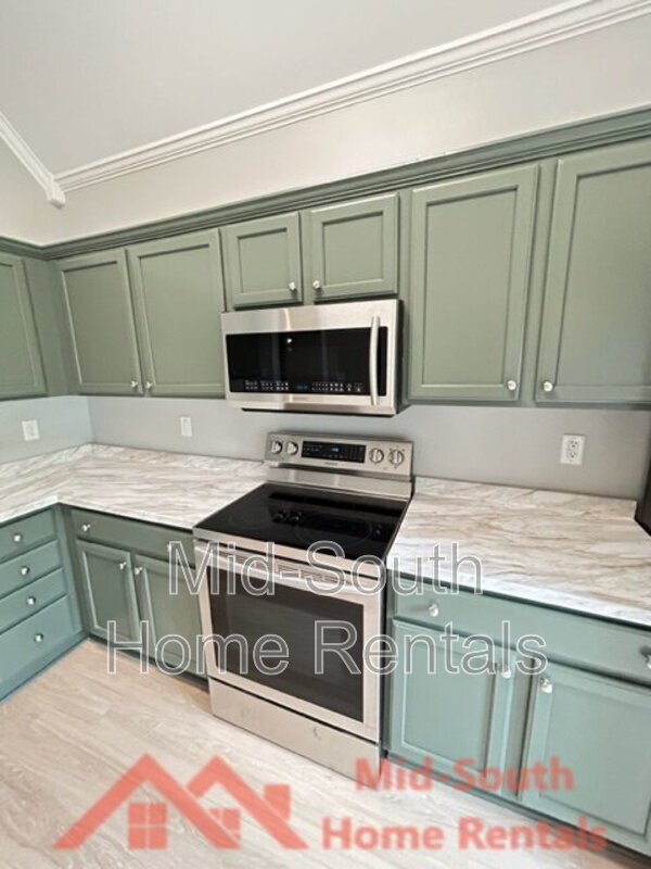 Building Photo - 434 N Ericson Rd