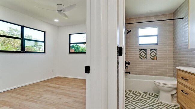 Building Photo - 4216 La Costa Cove