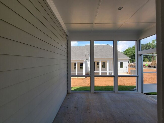 Building Photo - 2130 Cosette Ln