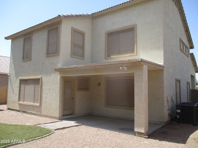 Building Photo - 3371 E Woodside Way