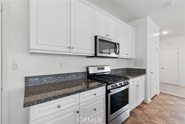 Building Photo - 24583 Acadia Dr