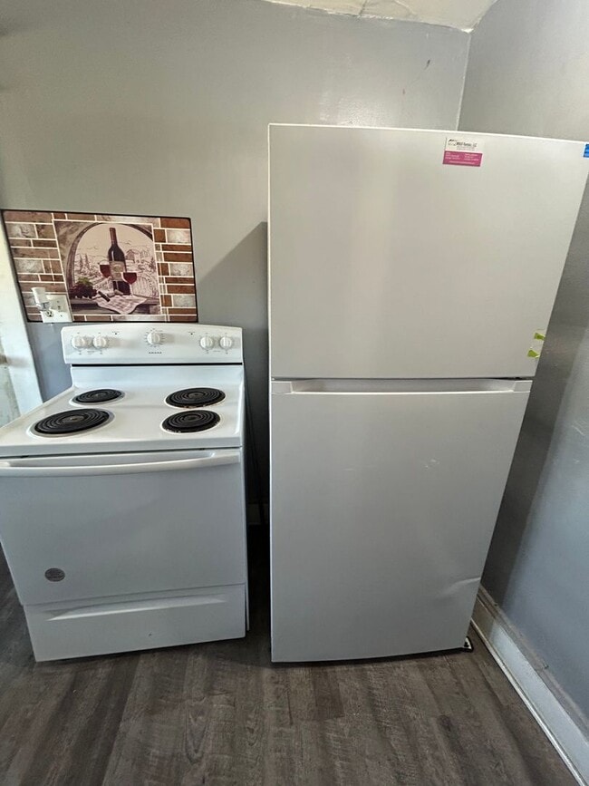 Building Photo - 121 W Indiana Ave