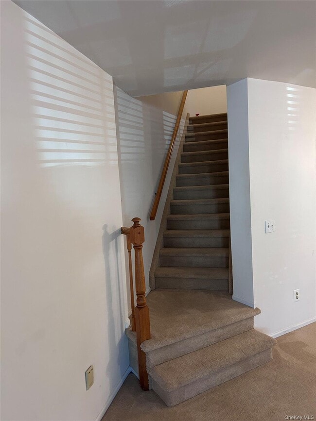 Building Photo - 6 Olde Wagon Rd