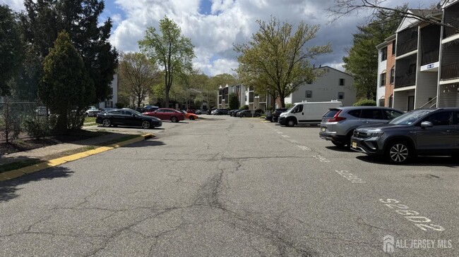 Building Photo - 366 Lancaster Ct