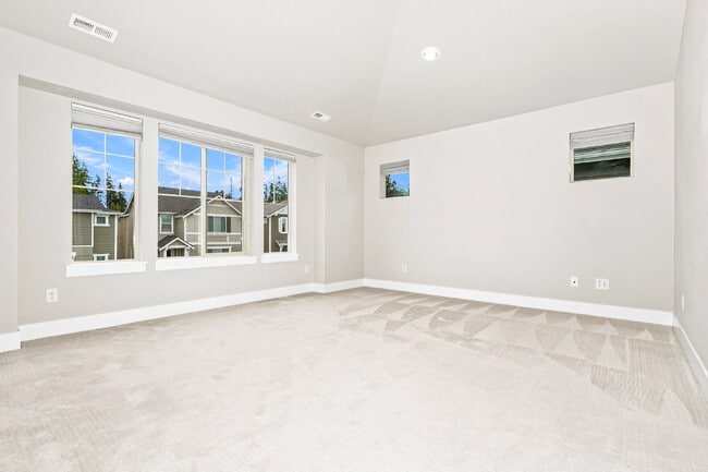 Building Photo - Spacious 4-Bedroom Townhome in Lake Stickney – Lynnwood- Available NOW for RENT