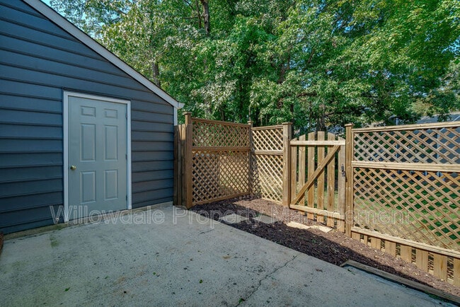 Building Photo - 4614 Pine Trace Dr