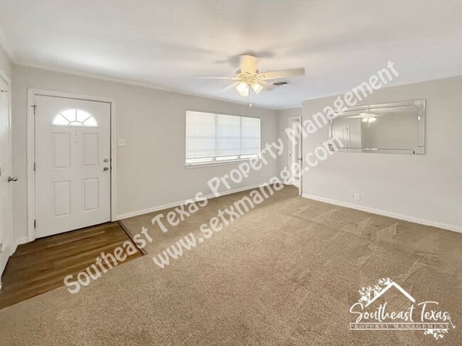 Building Photo - 2749 Rose Ave