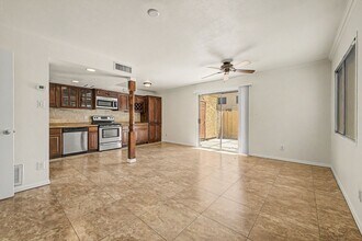 Building Photo - ***INCREDIBLE TOWNHOME with ALL appliances & water, sewer, trash INCLUDED!