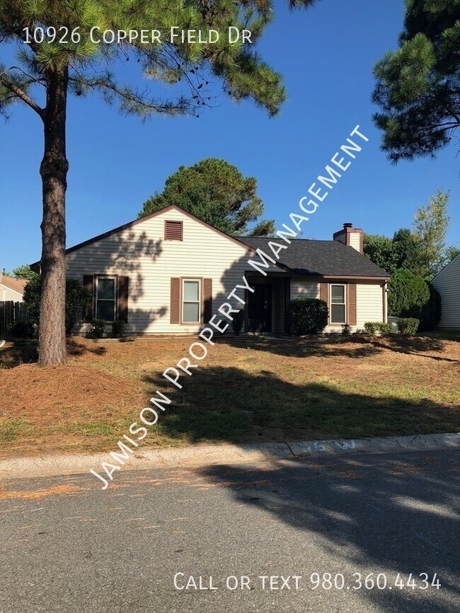 Building Photo - 10926 Copperfield Dr