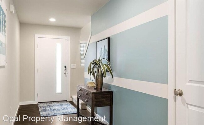 Building Photo - 4 br, 2.5 bath House - 8652 54th St NE