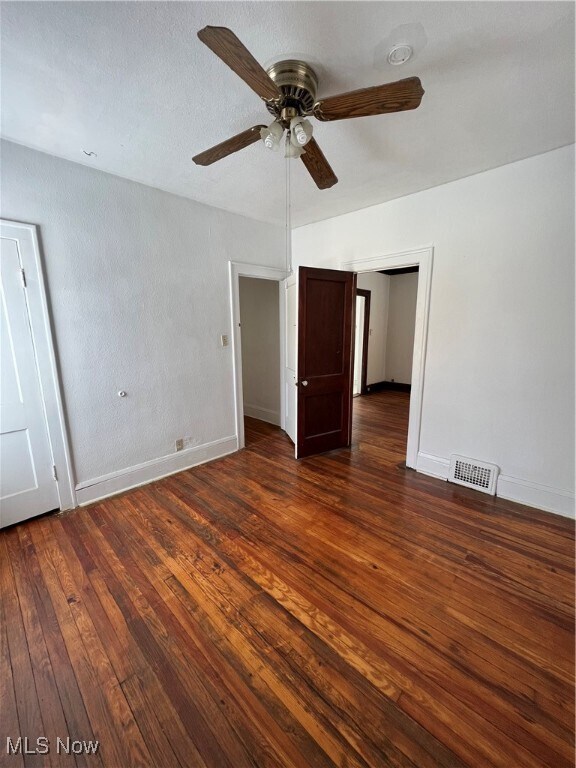 Building Photo - 719 E 162nd St