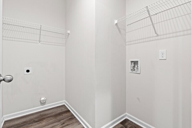 Building Photo - 311 Temple Cress Ave