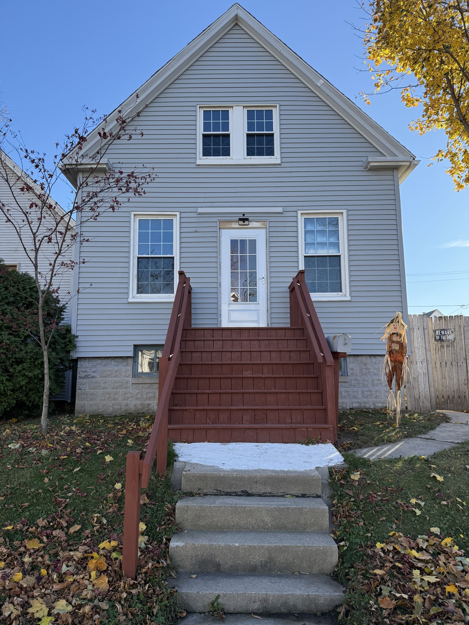 Front House - 3747 E Pulaski Ave